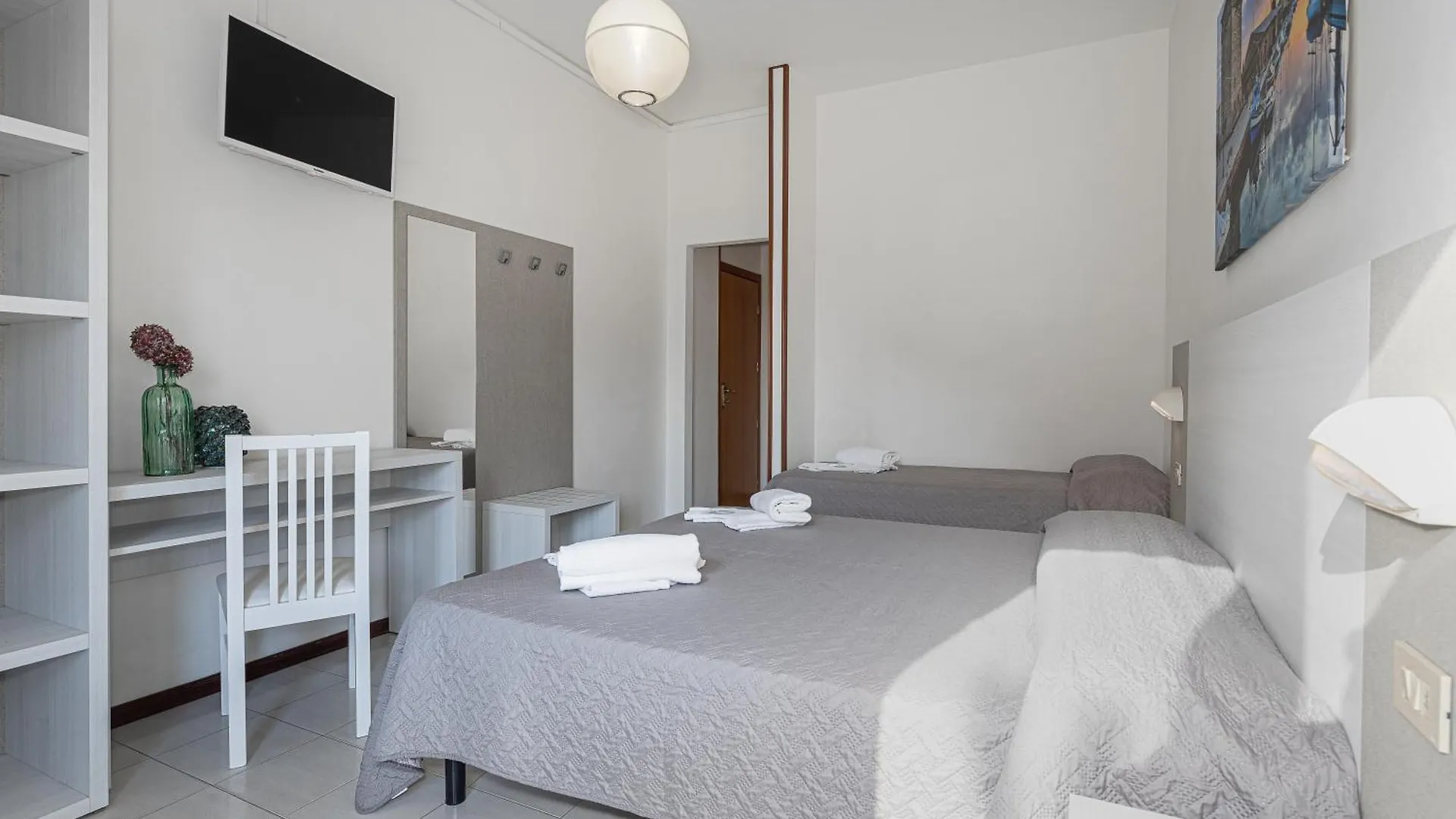 Hotel Astrid Cervia 3*,
