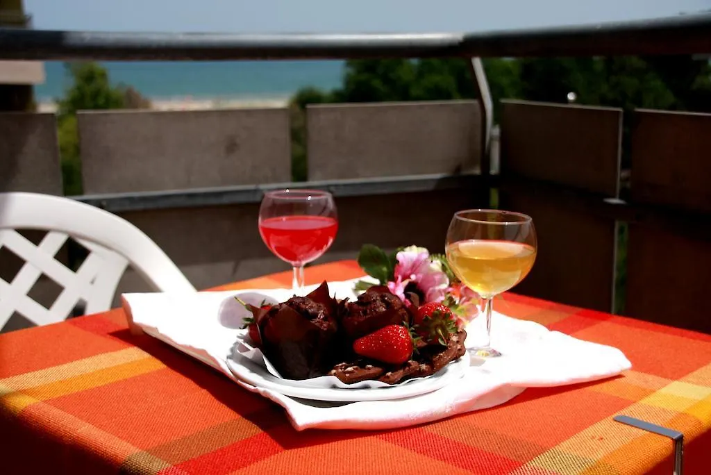 Hotel Astrid Cervia 3*,  Itália